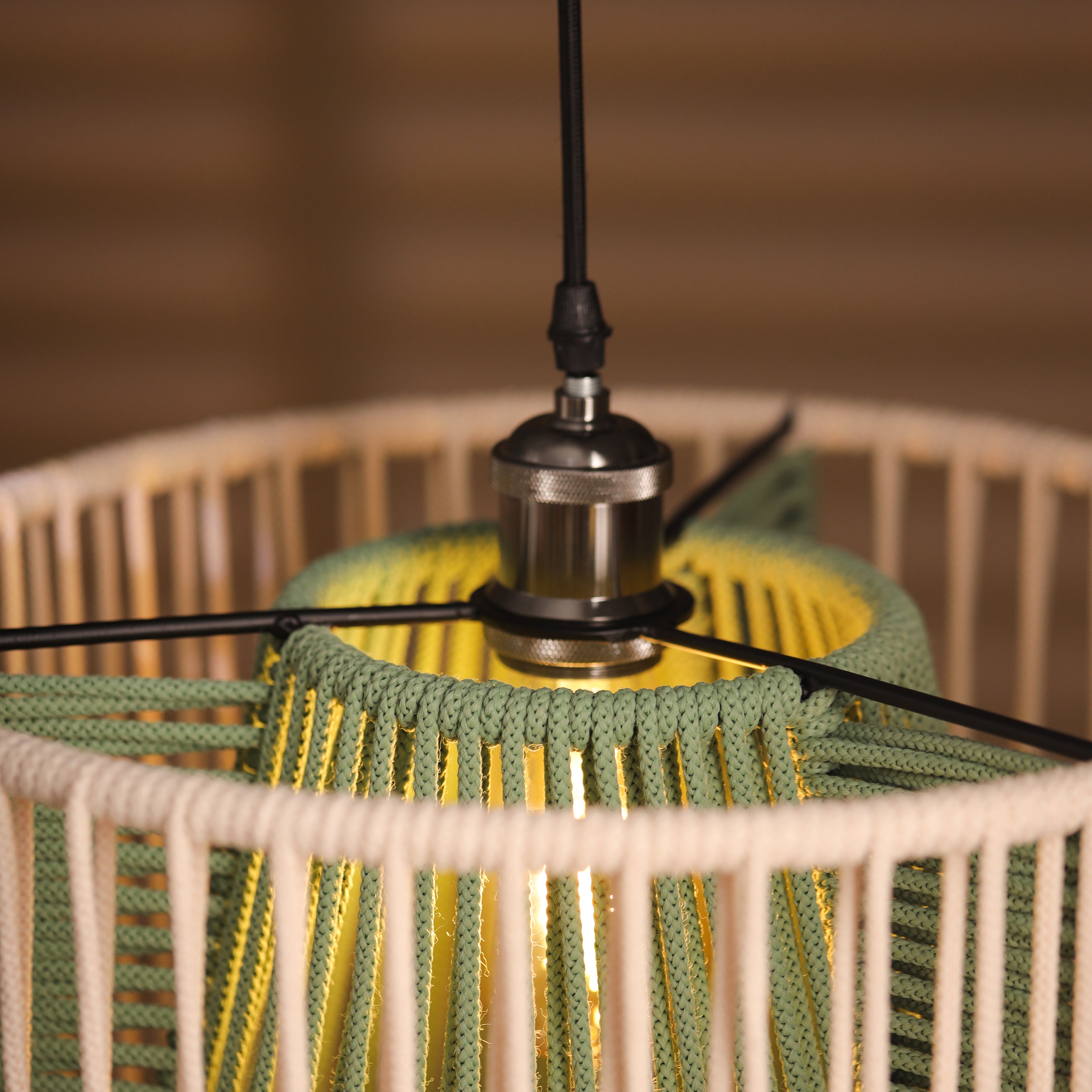 Breeze Barrel Pendant Lamp