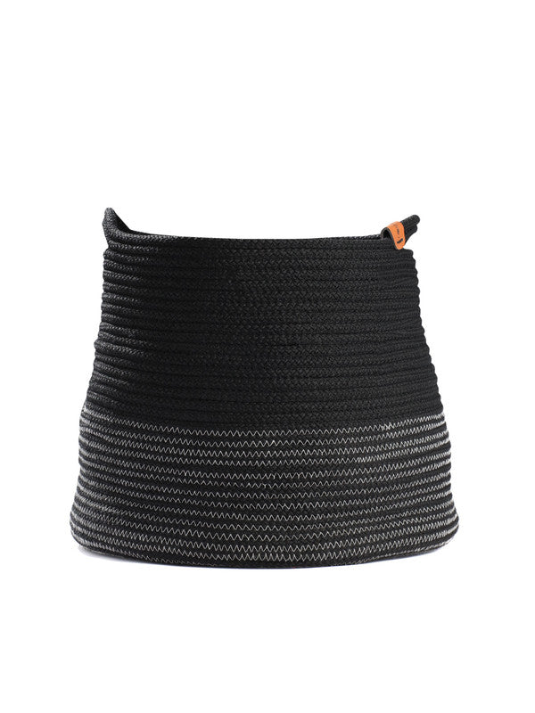Umami Studio’s Ebony Elegance Laundry Basket