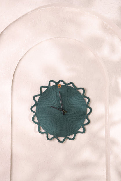  Verdant Elegance Mini Wall Clock
