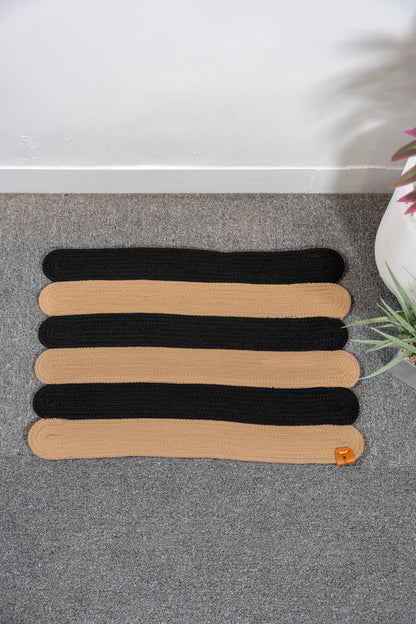 Umami Studio’s Striped Elegance Floor Mat