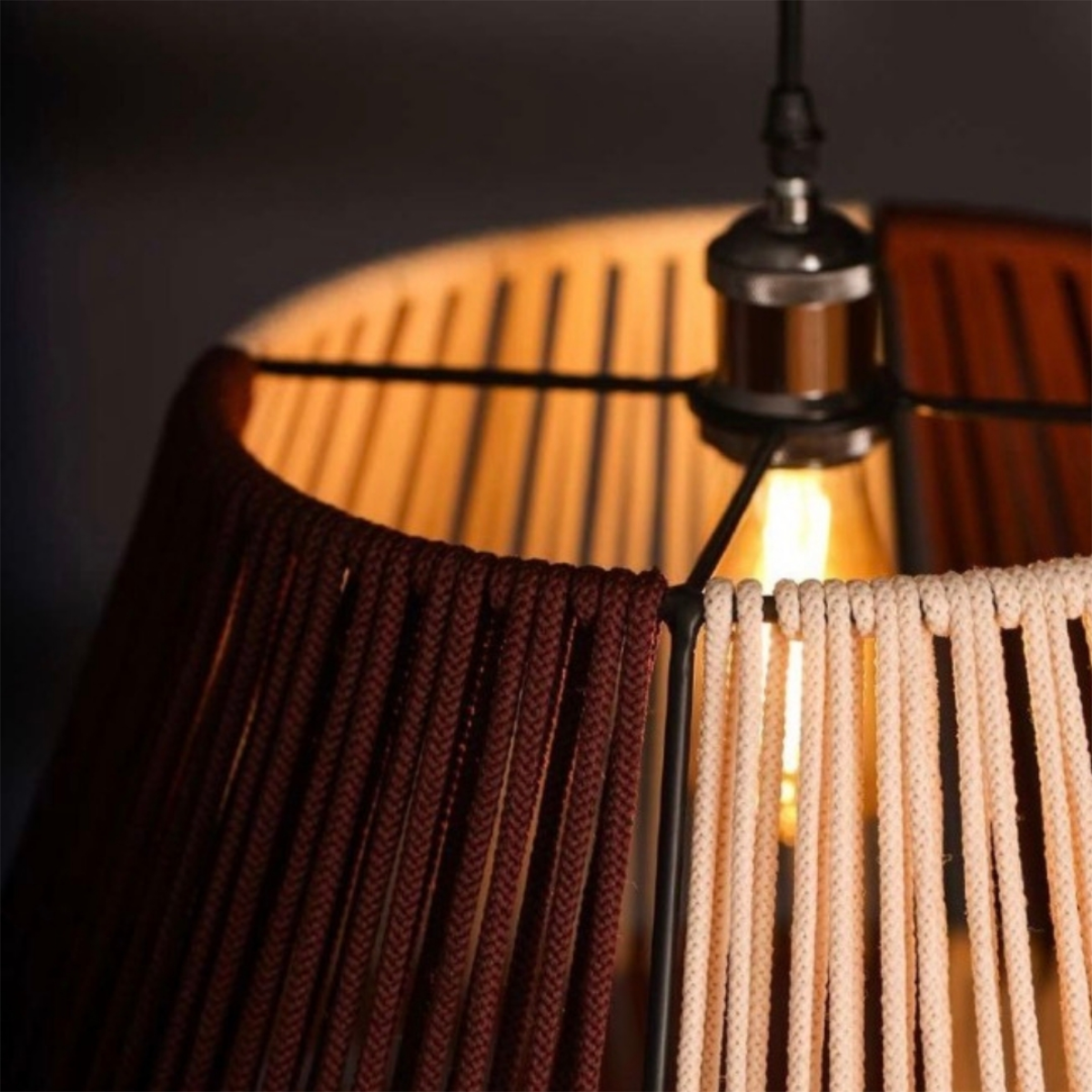 Mulberry Curve Lamp